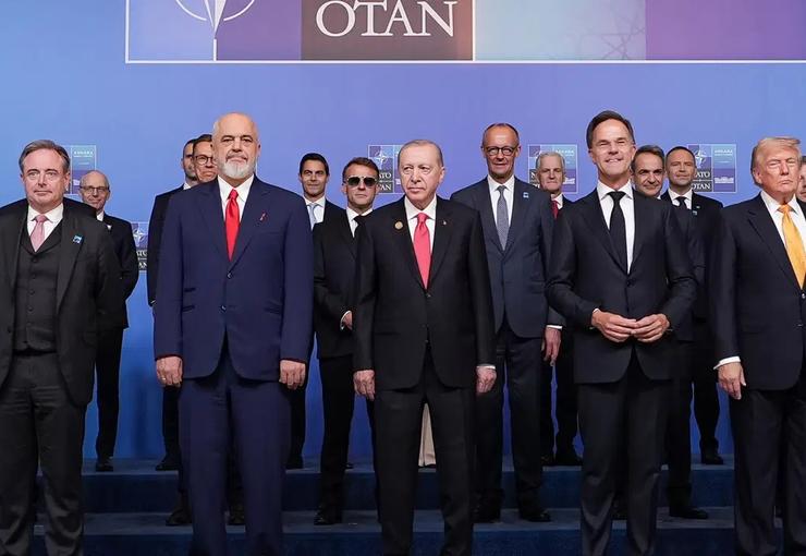 Ankara'da düzenlenen NATO Zirvesi'nin ardından liderlere verilen özel hediyeler gündem