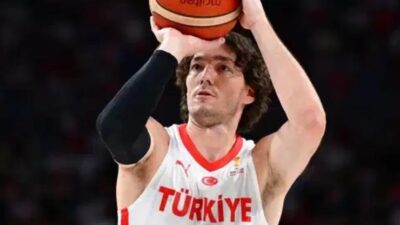 Anadolu Efes Spor Kulübü Genel Direktörü Alper Yılmaz, Panathinaikos forması