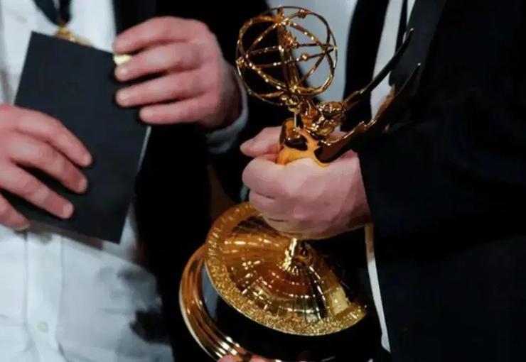 Televizyon dünyasının en prestijli ödülleri olarak kabul edilen Emmy Ödülleri'nin