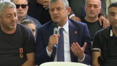 CHP'nin seçilmiş lideri Özgür Özel, şehit aileleri ve gazilerin oturma