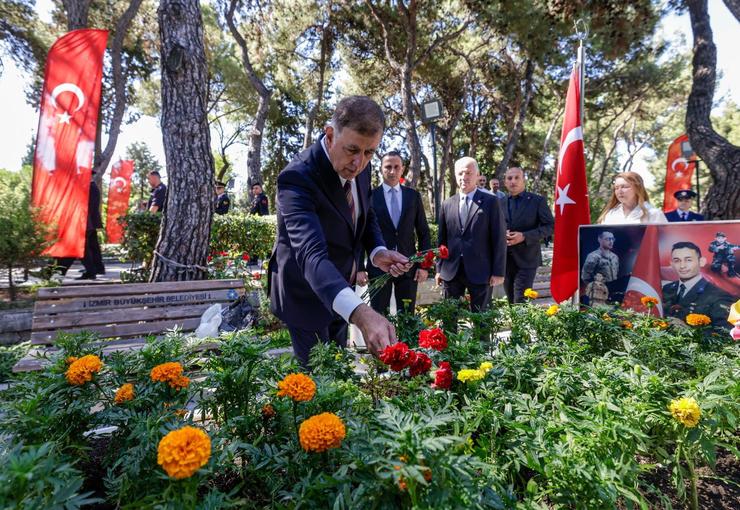 İzmir Büyükşehir Belediye Başkanı Dr. Cemil Tugay, 15 Temmuz Demokrasi