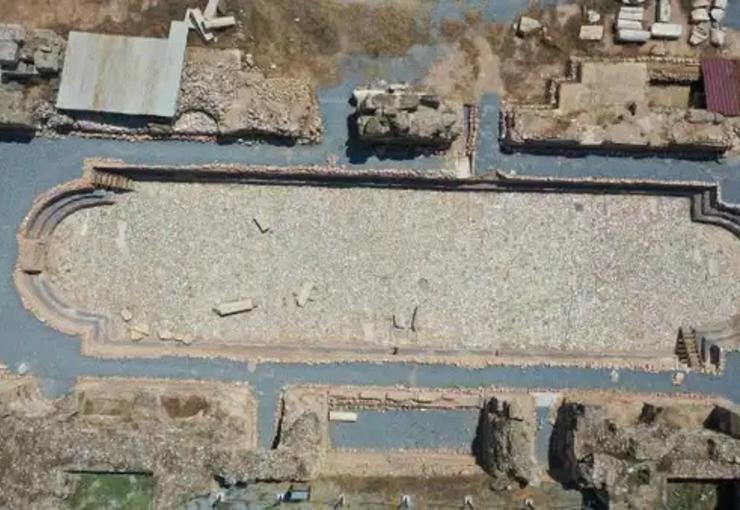 Aydın'daki 2 bin yıllık geçmişe sahip Tralleis Antik Kenti'nde yürütülen