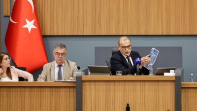 İzmir Büyükşehir Belediyesi Başkan Vekili Dr. Zafer Levent Yıldır, Uzundere
