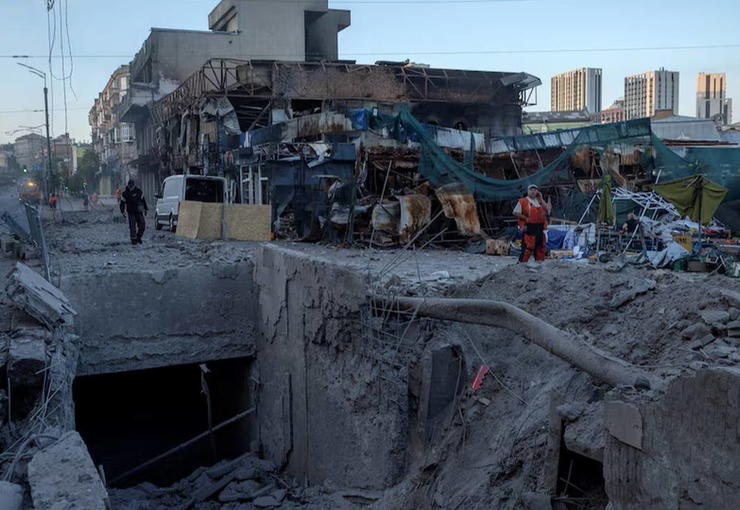 Rusya, Ukrayna’nın başkenti Kiev’i farklı türlerde 41 füze ve 125