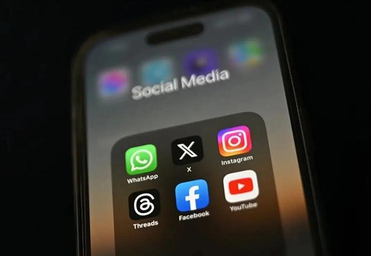 Sabah saatlerinde Facebook ve Instagram’a erişim sorunları yaşandığı görüldü.