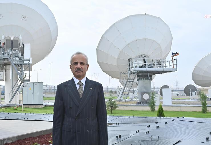 Ulaştırma ve Altyapı Bakanı Abdulkadir Uraloğlu, Türksat Gölbaşı Veri Merkezi’nin