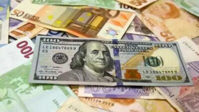 Serbest piyasada döviz açılış fiyatları belli oldu. Euro 54 lira