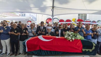 Türk ve İzmir basınının duayen gazetecilerinden Çetin Gürel, 86 yaşında