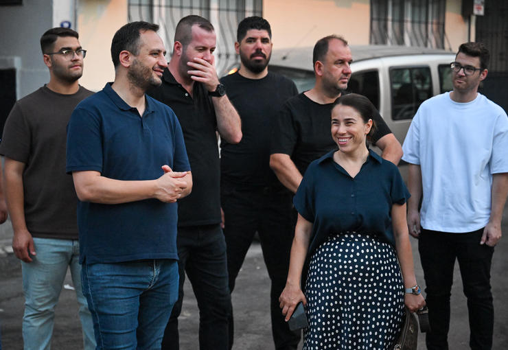 Bornova Belediye Başkanı Ömer Eşki, Çamdibi Yıldırım Beyazıt Mahallesi’nde kilit