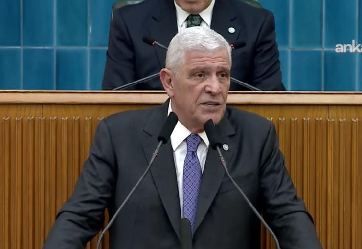 İYİ Parti Genel Başkanı Müsavat Dervişoğlu, partisinin grup toplantısında ''2