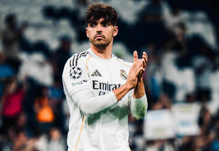 İspanya La Liga ekiplerinden Real Madrid'in teknik direktörü Jose Mourinho'nun