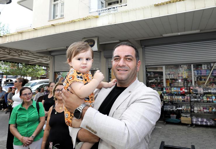 Narlıdere Belediyesi, yeni doğan bebeklerin ilk ihtiyaçlarına katkı sunmaya ve