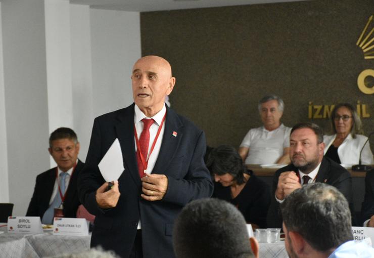 Cumhuriyet Halk Partisi Parti Okulu, parti içi eğitim çalışmaları kapsamında