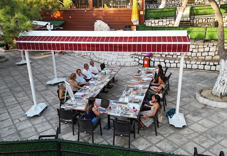 Yazının iyileştirici gücünü merkeze alan atölyede bu haftanın teması “Sınırlar”