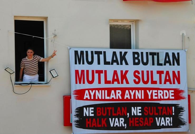 CHP Efes Selçuk'ta mutlak butlan kararının ardından ilçe başkanlığına atanan