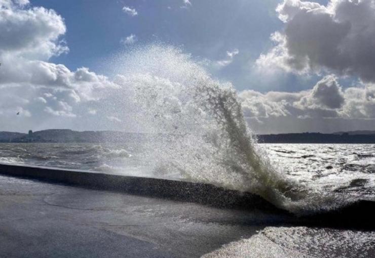 Meteoroloji, İzmir için sarı kodlu uyarı yayımladı.