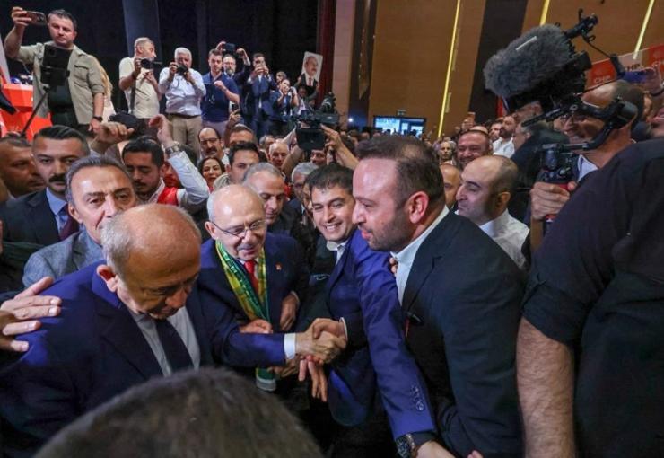 CHP’deki 'figüran' iddiaları yargıya taşındı. 