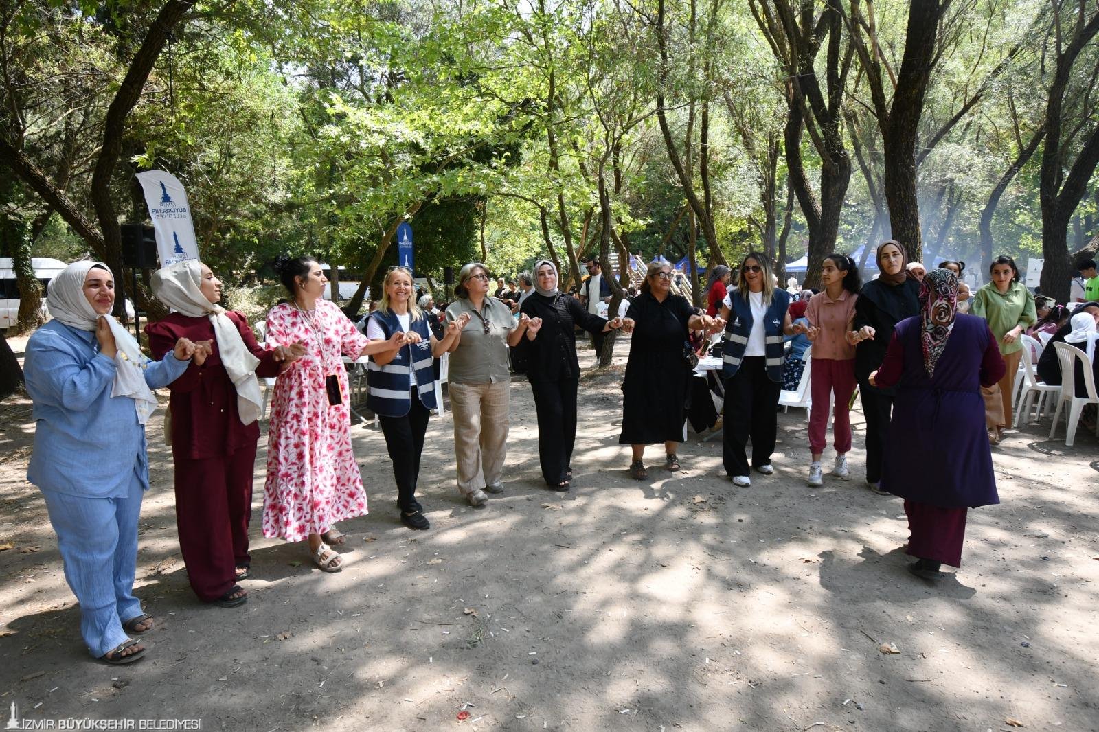 İzmir Büyükşehir Belediyesi’nin Sosyal Hizmetler Dairesi’nin organizasyonuyla Bayraklı Nafiz Gürman