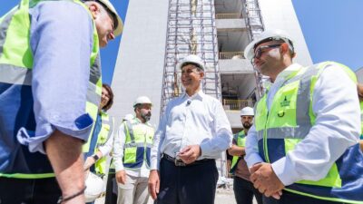 İzmir Büyükşehir Belediye Başkanı Dr. Cemil Tugay, yapımı büyük oranda
