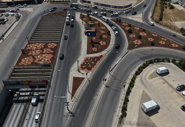 İzmir Büyükşehir Belediyesi, Gaziemir'deki ESBAŞ Kavşağı'nı yaklaşık 3 bin metrekarelik