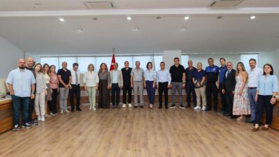 Karabağlar Belediyesi, çevre kirliliğine neden olan sahipsiz atık sorununa kalıcı
