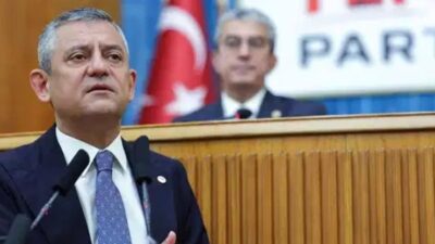 Özgür Özel liderliğinde YENİ Parti, TBMM Grup Toplantısı için resmi