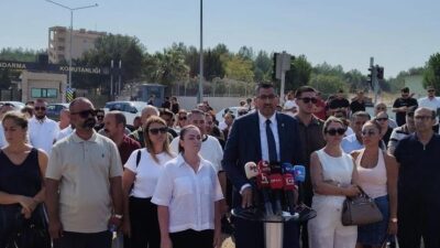 Menderes Belediyesi'ne yapılan operasyon sonucunda Başkan İlkay Çiçek gözaltına alındı.