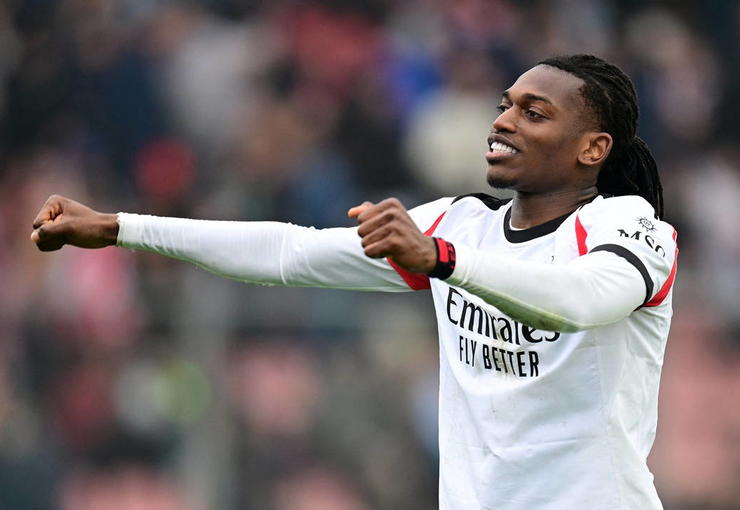 Transfer çalışmalarını sürdüren Galatasaray'ın Rafael Leao ile maaş konusunda belirli