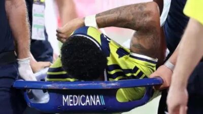 Fenerbahçe, Sturm Graz maçına sakatlığı nedeniyle devam edemeyen Jayden Oosterwolde'nin