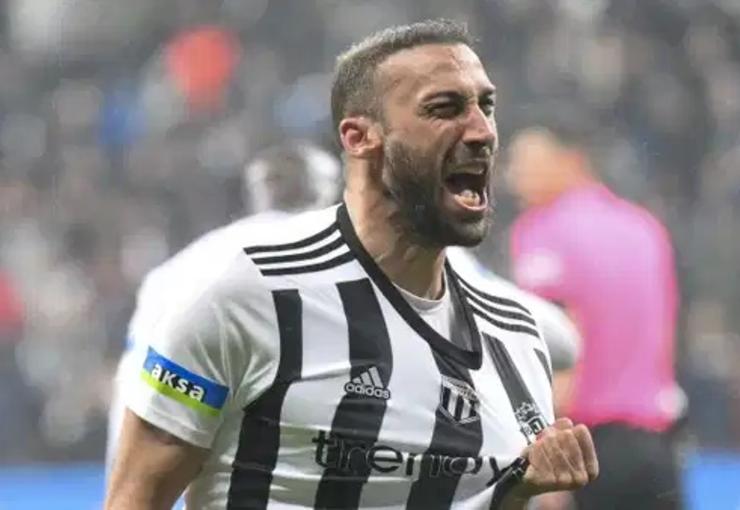 Fatih Karagümrük'ün yeni transferlerinden Cenk Tosun, Beşiktaş'ta oynadığı dönem hakkında