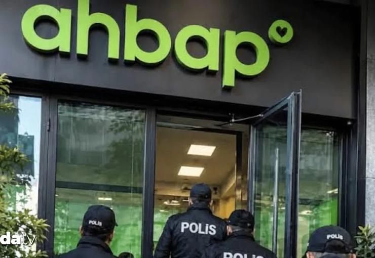 Haluk Levent'in kurucusu olduğu Ahbap Derneğine yönelik soruşturmada İstanbul Cumhuriyet