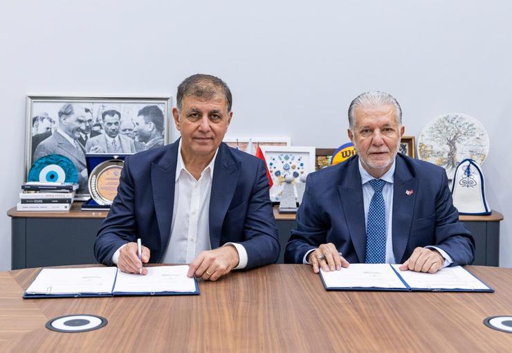 İzmir Büyükşehir Belediyesi, mezarlıklarda yeni bir uygulamayı hayata geçiriyor.