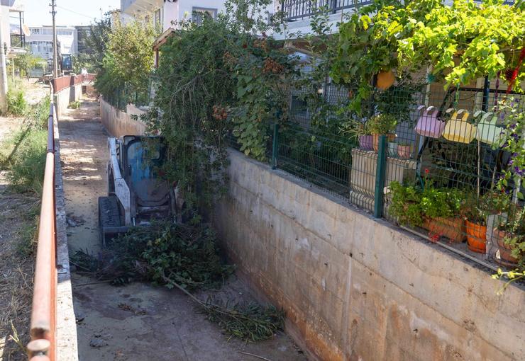 İZSU Genel Müdürlüğü Seferihisar, Menderes, Urla ve Çeşme’de dere ıslahı,