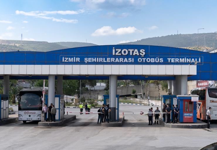 İzmir Büyükşehir Belediyesi, hukuk mücadelesini kazanmasının ardından İzmir Otogarı’nın işletme