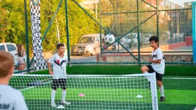 “Yenilenen Halı Sahalarda Etkinlik Var” etkinlik serisinin ilki, 16 Eylül