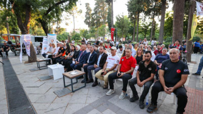 Buca Belediyesi ve İZ-AFED iş birliğiyle düzenlenen 17 Ağustos anma