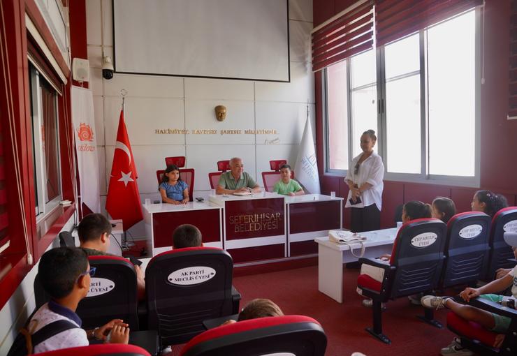 Seferihisar Belediyesi Çocuk Belediyesi bünyesinde çalışmalarını sürdüren Çocuk Meclisi, ikinci