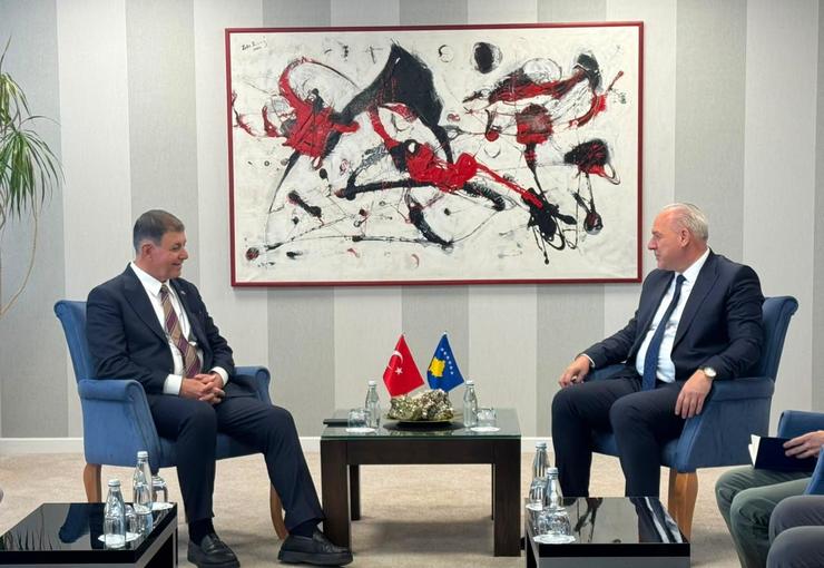 İzmir Büyükşehir Belediye Başkanı Dr. Cemil Tugay, Kosova’daki çalışma ziyareti