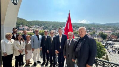 Kosova’daki çalışma ziyareti kapsamında Başbakan Albin Kurti ve dört bakanın