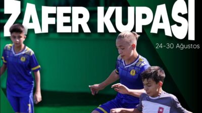 Buca Belediyesi, 30 Ağustos Zafer Bayramı coşkusunu yeşil sahalara taşıyor.