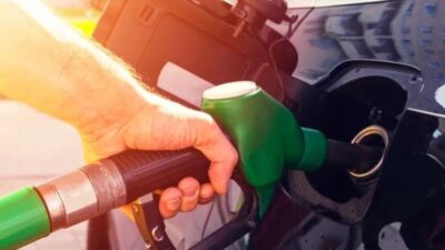 Motorine gelen 2,92 TL’lik artışın ardından benzinde de yeni zam