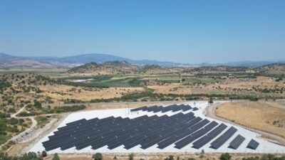 Dikili Belediyesi’nin 2019 yılında çalışmalarına başladığı Güneş Enerjisi Santrali, haziran