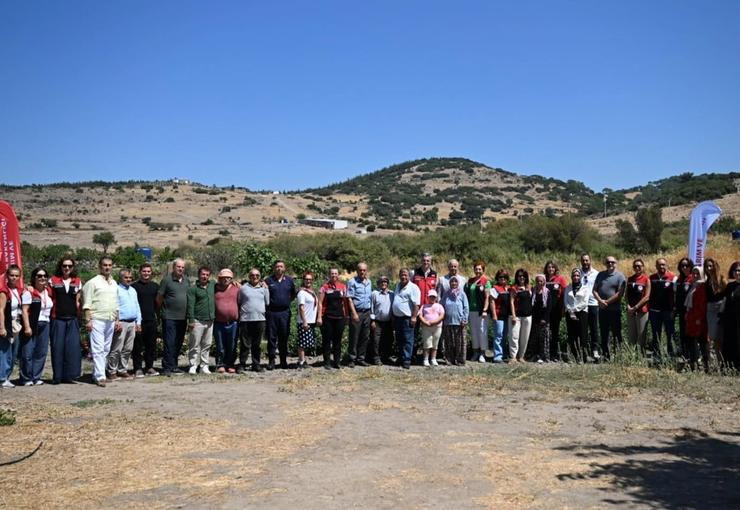 İzmir’in yerel tarımsal değerlerinden biri olan Yamanlar Tarla Domatesi için