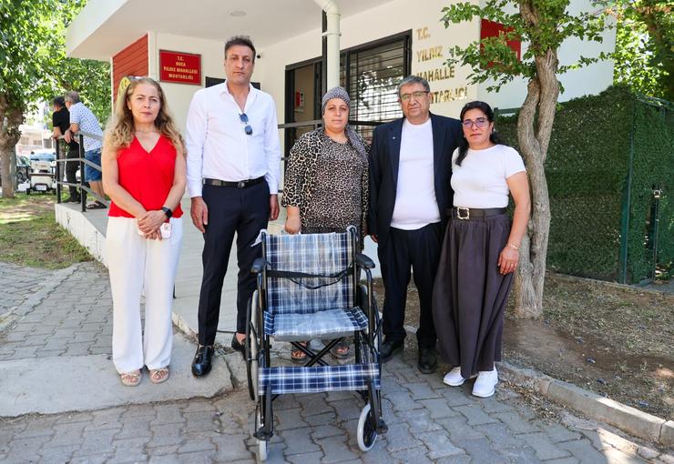 Buca Belediyesi, geri dönüşüme kazandırdığı plastik kapaklardan elde edilen gelirle