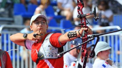 İzmir Büyükşehir Belediyesi Spor Kulübü’nün milli okçusu Dünya Yenihayat, İtalya’nın