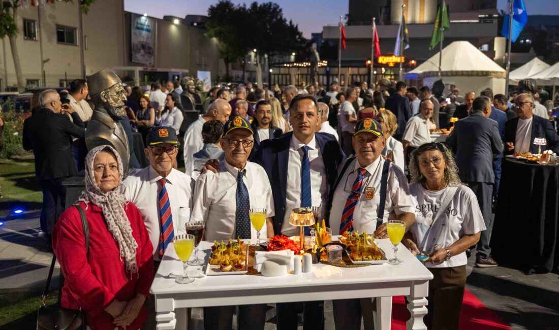 Tarihin parlayan yüzü Abide-i Hürriyet Meydanı’nda büyük buluşma