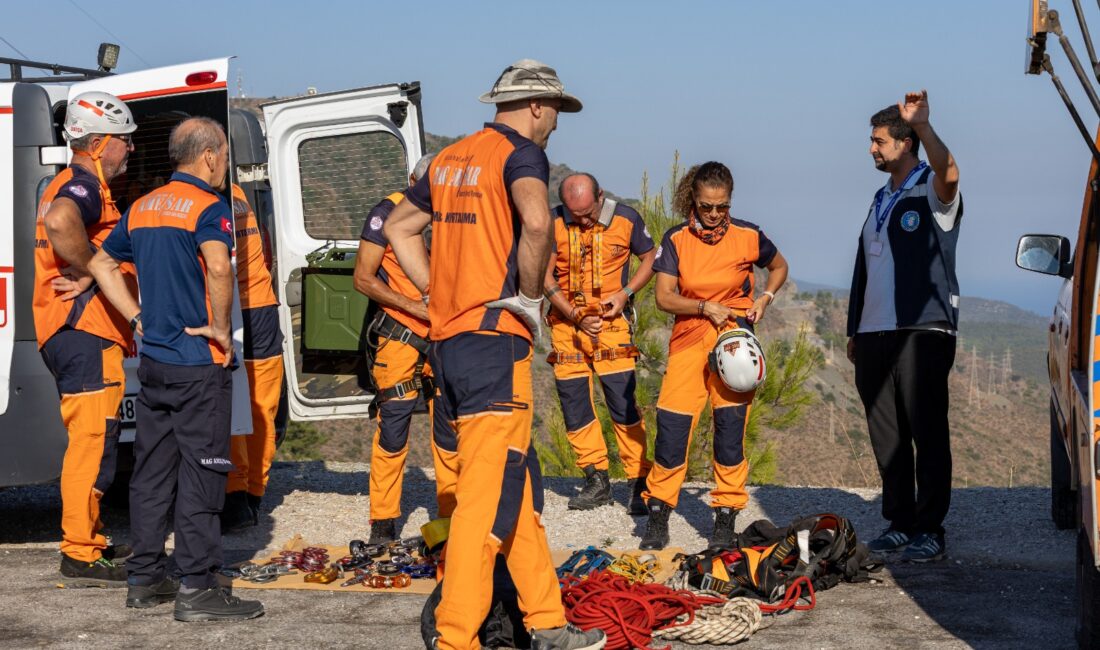 Datça Belediyesi Temizlik İşleri Müdürlüğü ve MAG-AME ekiplerinin "66 Bük