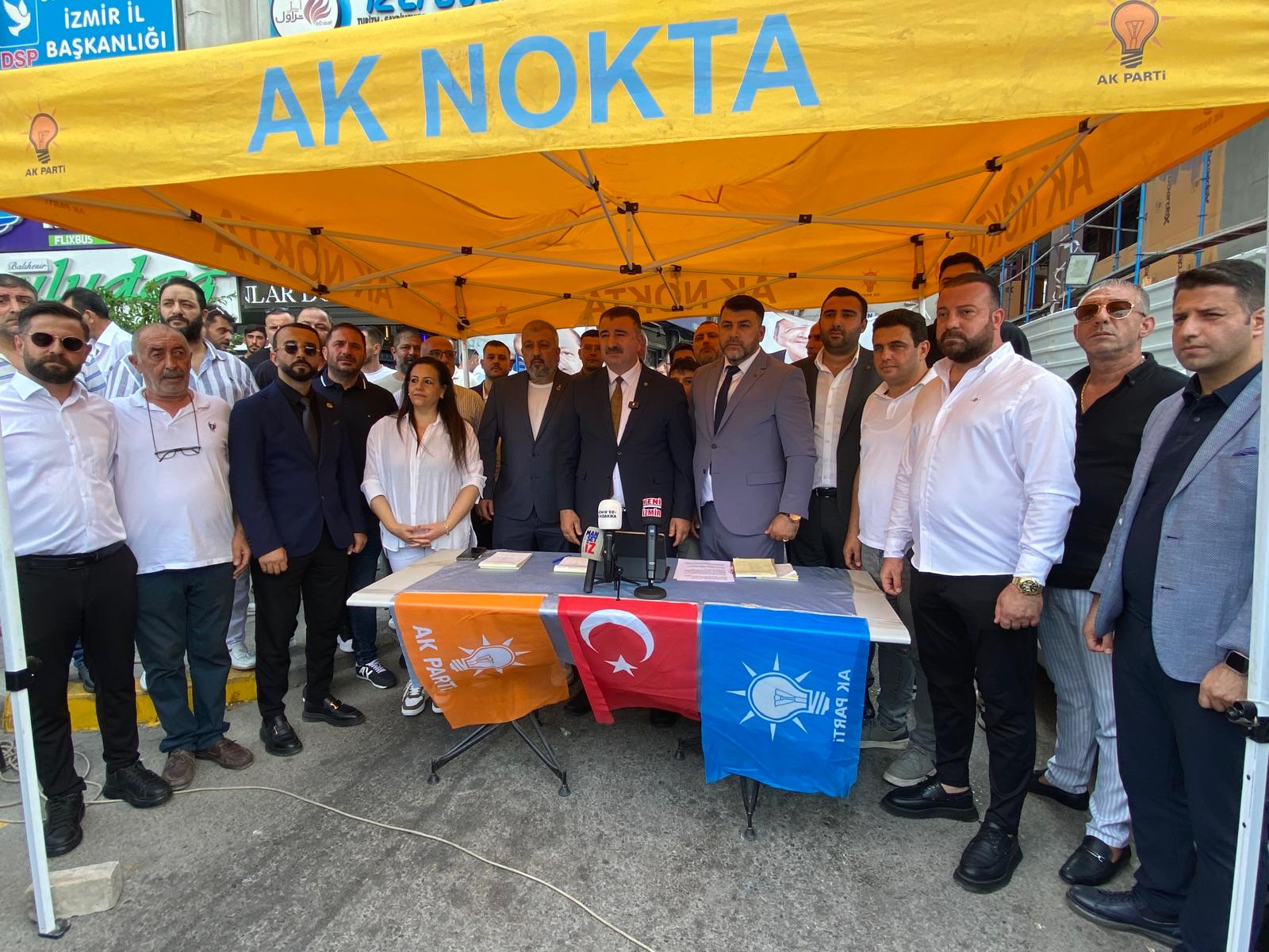 AK Parti Konak İlçe Başkanlığı, AK Parti'ye toplu katılım töreni
