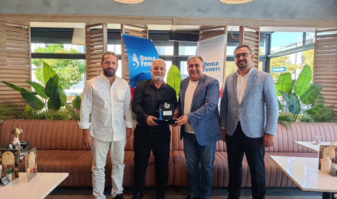 Deniz Feneri Derneği Ege Bölge Temsilciliğinde görev değişimi dolayısıyla devir
