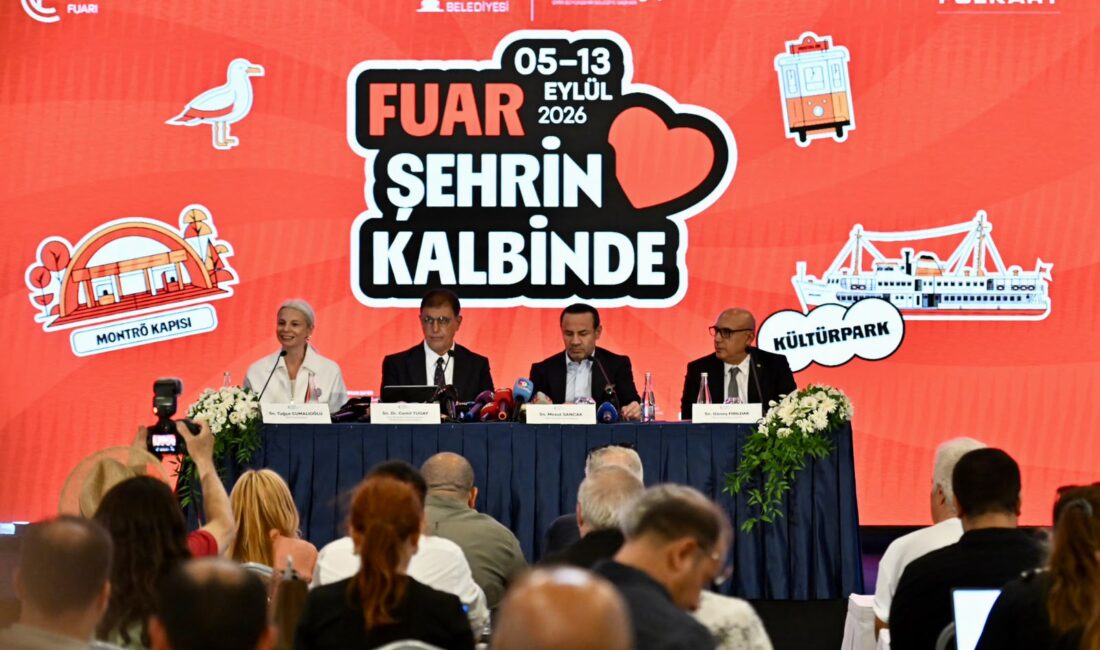 95.İzmir Enternasyonal Fuarı'nın lansmanında konuşan İzmir Büyükşehir Belediye Başkanı Cemil